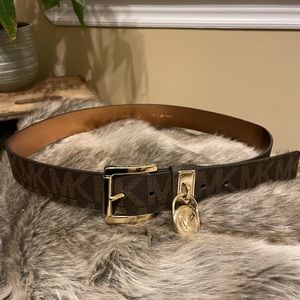 Michael Kors womens Large belt